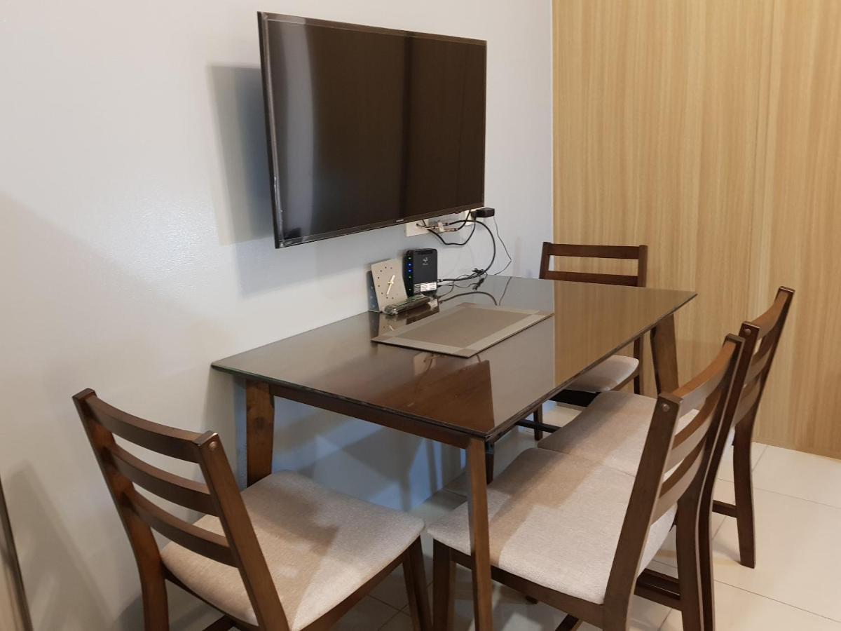 Breeze Residences By Cs Luxe Manila Luaran gambar